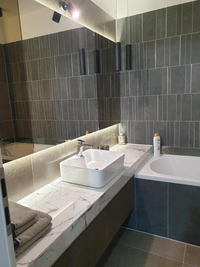 Qualis Apartament2 Apartment Брашов Екстериор снимка